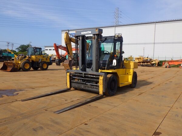 (KOMATSU)   FD100-7 ( 60230S0185)
