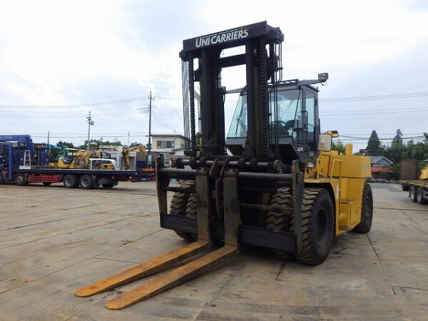 (UNI CARRIERS)   FD180-3 ( 60240S0333)