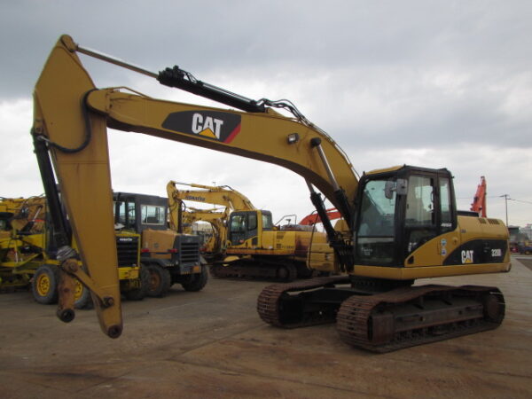 ( CAT )   320D   ( 6050T0007 )