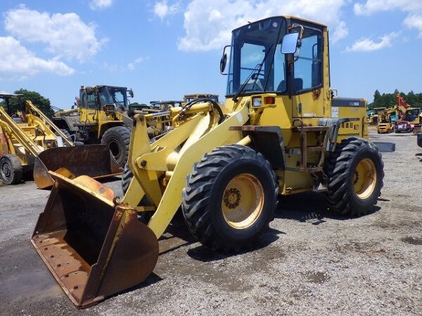 ( KOMATSU )  WA100-3E ( 60260N0136)