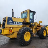( KOMATSU )  WA300-1 ( 60260N0150) - Image 3