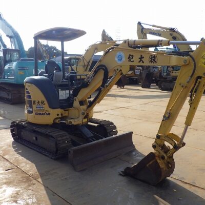 ( KOMATSU )   PC30MR-5   ( 9080S0972 )