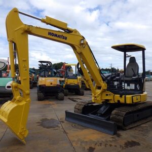 ( KOMATSU )   PC55MR-3   ( 9060N0509 )