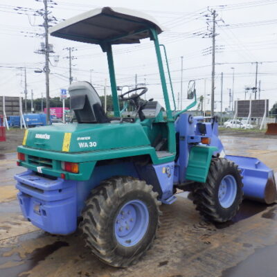 ( Komatsu )   WA30-5E0   ( 11080T056 )