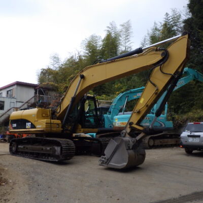 ( CAT )   320D-E   ( 2050S0184 )