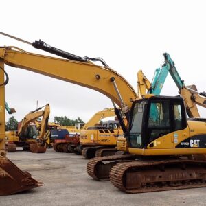 ( CAT)   320D   ( 23010Z018 )