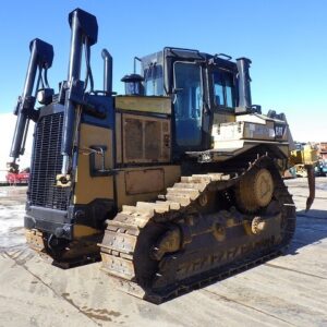 ( CAT )   D7R   ( 2040N0690 )