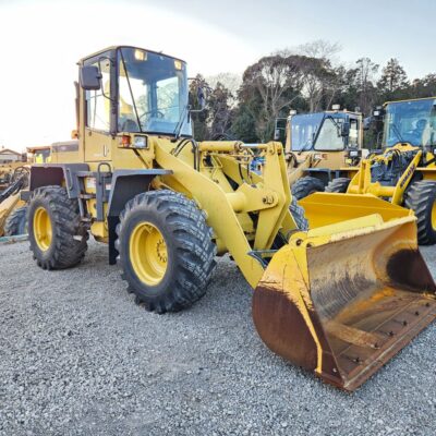 ( KOMATSU )   WA100-3   ( 2020N043 )