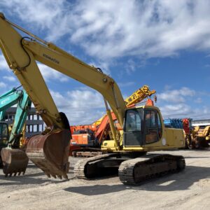 ( KOMATSU )   PC230-6   ( 3040N0066 )