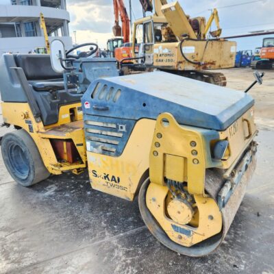 ( SAKAI )   TW352   ( 3040N0212 )