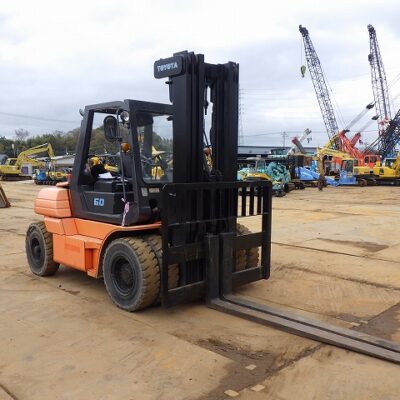 ( TOYOTA )   8FD60   ( 40200S0180 )