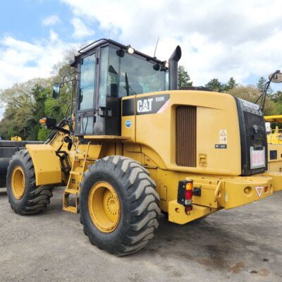 ( CAT )    930H   ( 40250N0570 )