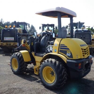 ( KOMATSU )    WA50-8   ( 40250N0516 )