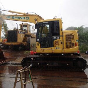 ( KOMATSU )    PC138US-10   ( 60240S0228 )