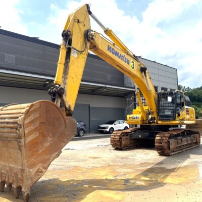 ( KOMATSU )    PC490LC-11   ( 15070G0026)