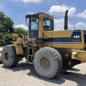 ( KOMATSU )    WA300-1   ( 14070AR0 334)